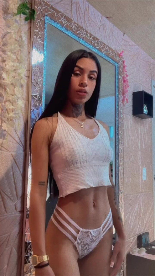 I'm feeling a little cold, babe 🥶... Don't you think you could warm me up a bit?