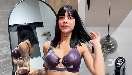 Sie zeigte mir ihre neuen dessous und ich hatte das vergnügen, sie zu ficken - Danner Mendez & Athenea Rosse