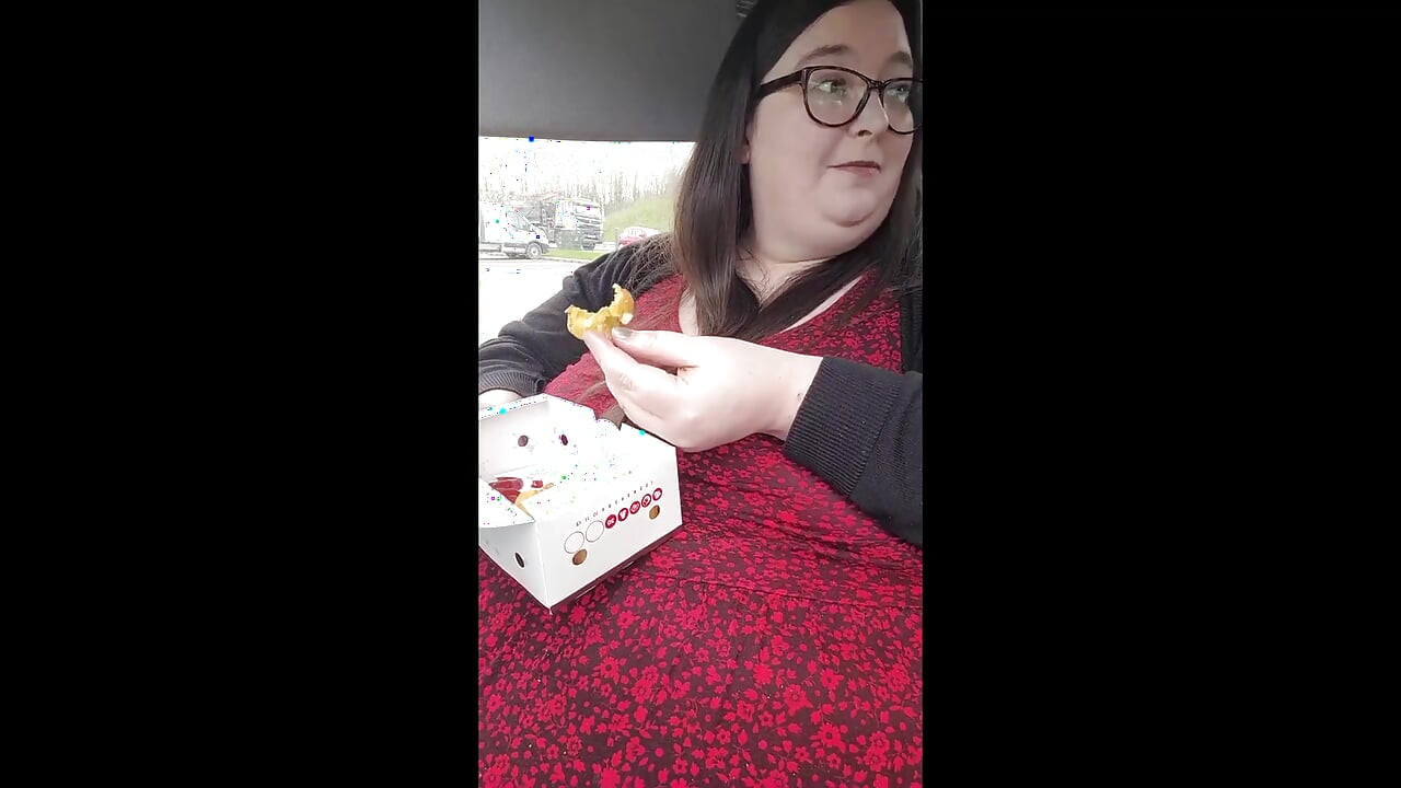 LadyBrads Vs Burger king