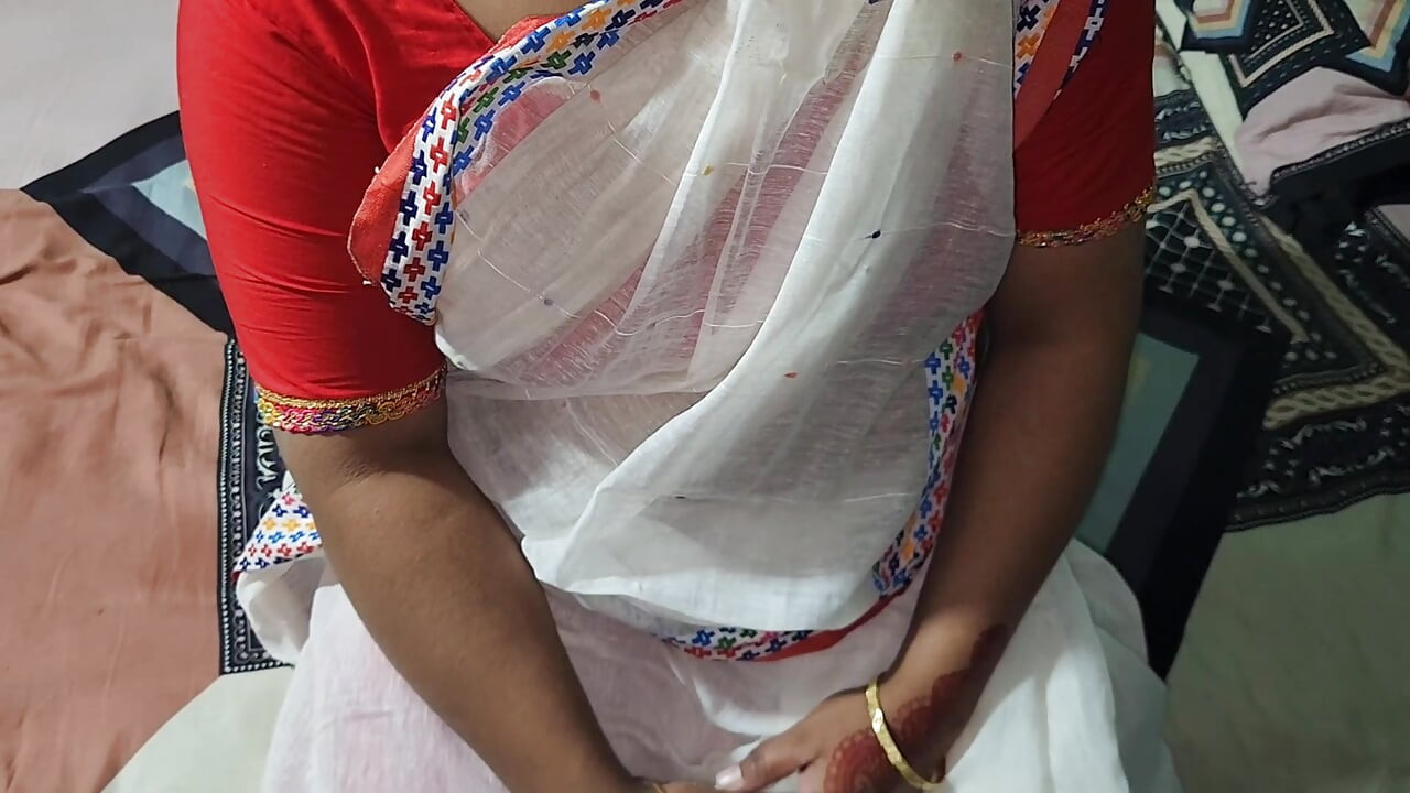 زوجة الأب تحب أن يكون لدي ديكي الكبير في كسها الجزء 01