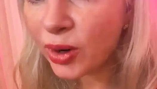 Çok ateşli bts filmday Salı rosto ama bir tükürme değil. Zaten 1:1'i tercih ediyorum..