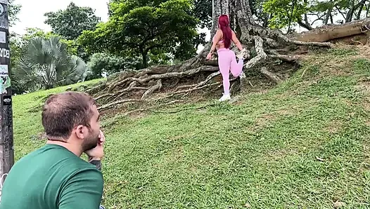 Stranger Fucks Big Ass Young Girl After Gym
