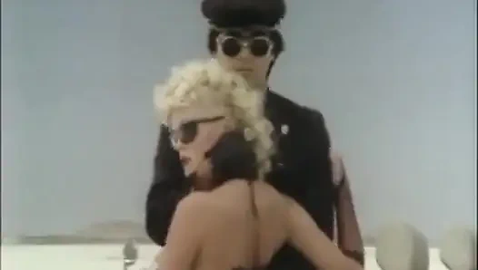 Elektroblau: sexmodell datei 3