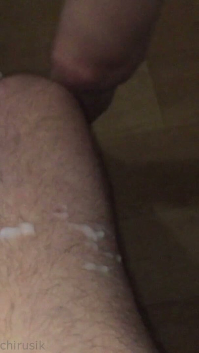 핫한 대학 룸메이트가 큰 자지로 사정! 팸보이가 자신의 구멍으로 남자를 즐겁게 해준다 | 클립 1