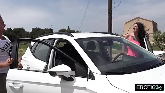 Mereka lebih suka bercinta di luar