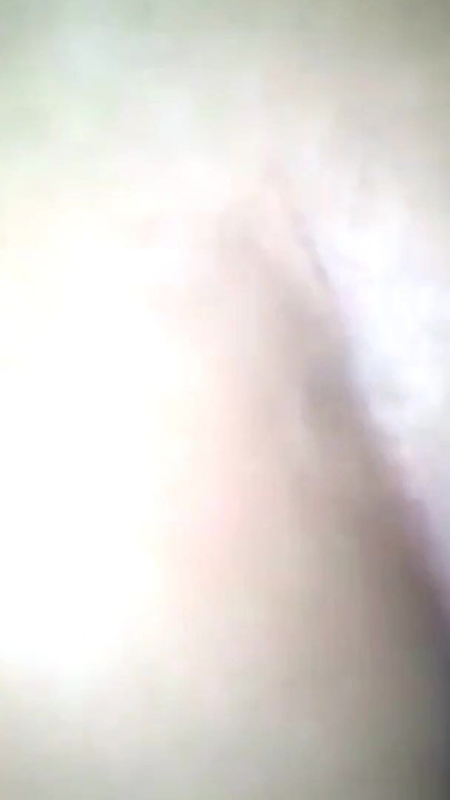 Momen yang mendebarkan dari "Dia merekam buatan sendiri dengan pacarku. Indah atau tidak?"