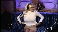 Pamela Anderson в горячем наряде