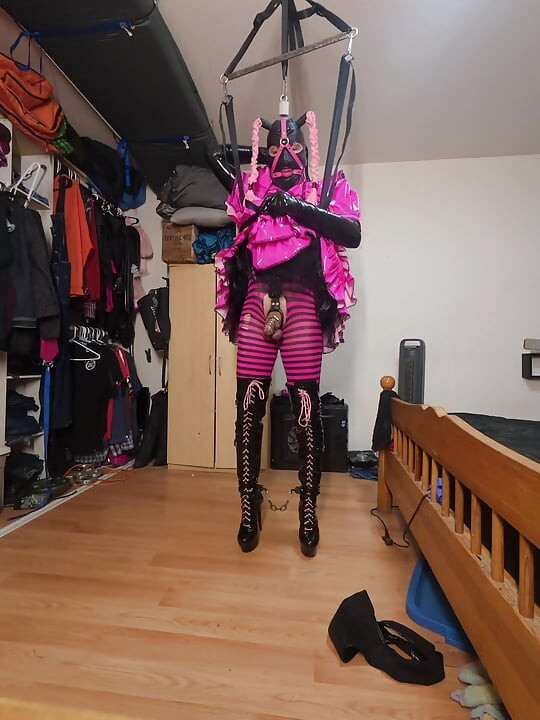 Sissy Maids Strap Self Bondage