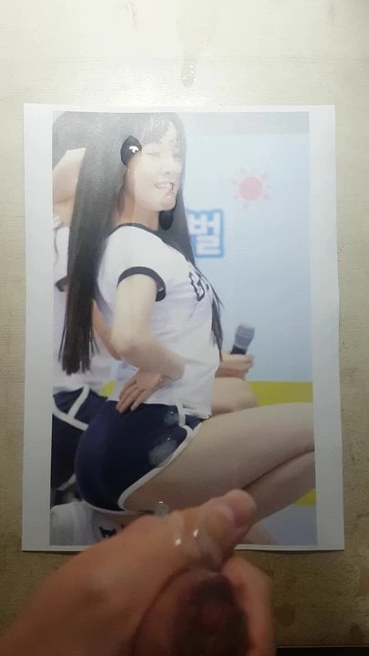 GFRIEND Yuju cum tribute