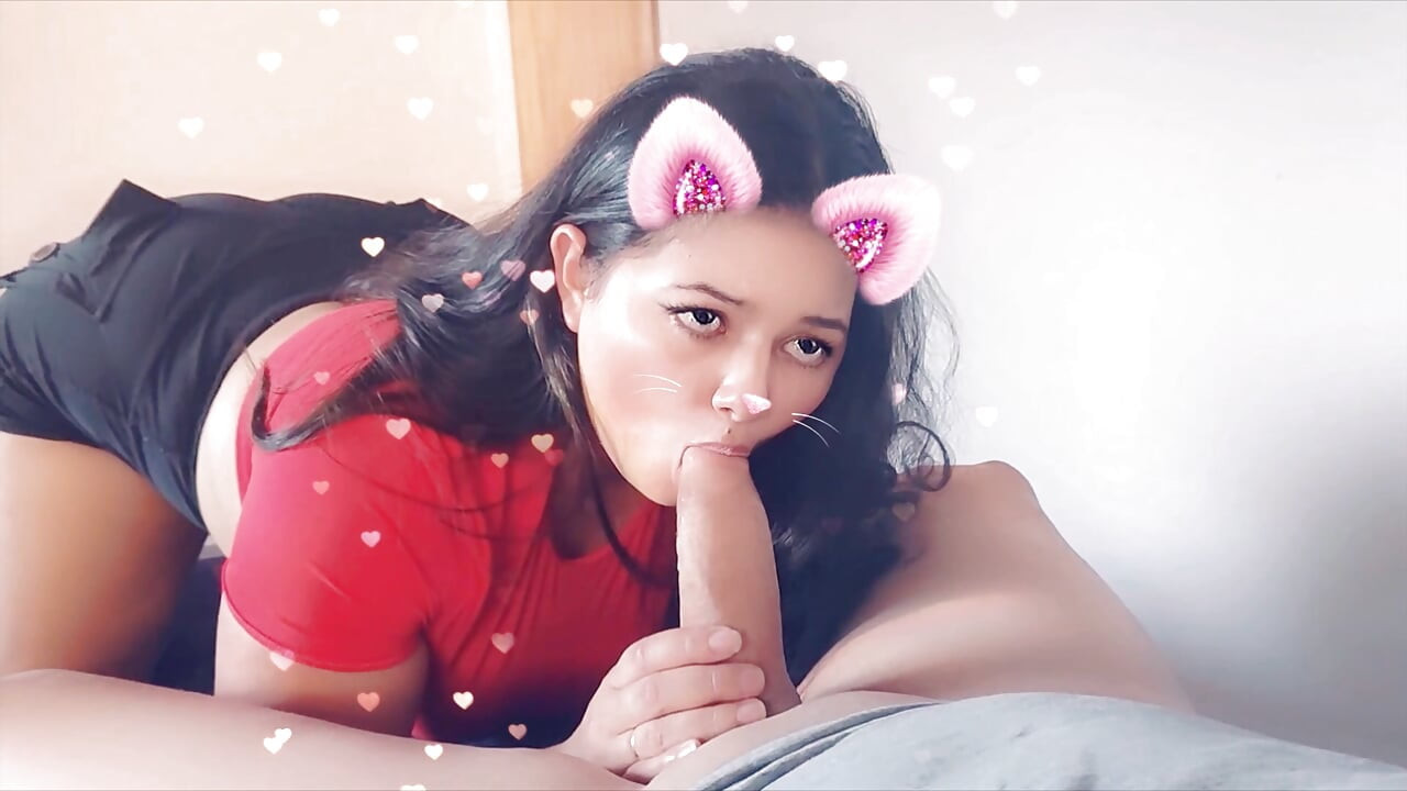 Iubită suge pula cu filtru snap