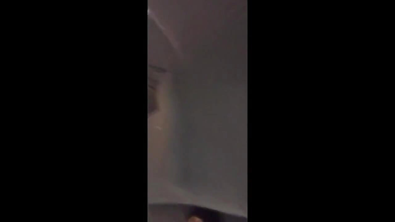 Cdmichelle u spandex tajicama i tvrdi kurac svršava mnogo puta