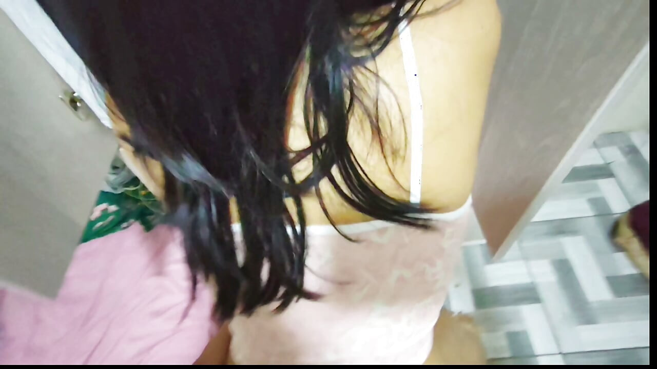 Standing Up Fuck! Beautiful Mexican Latina gets fucked in Doggy style