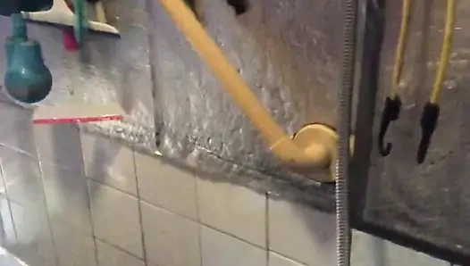 Naked deep cleaning, tea spilling preparation