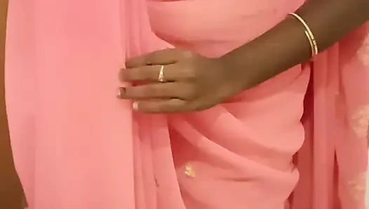 Pantat dan memek istri nakal india digodain sama pria lain di kamar hotel - film cuck! Indianhotwifex