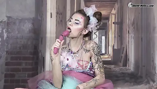 423 - Adelle Unicorn