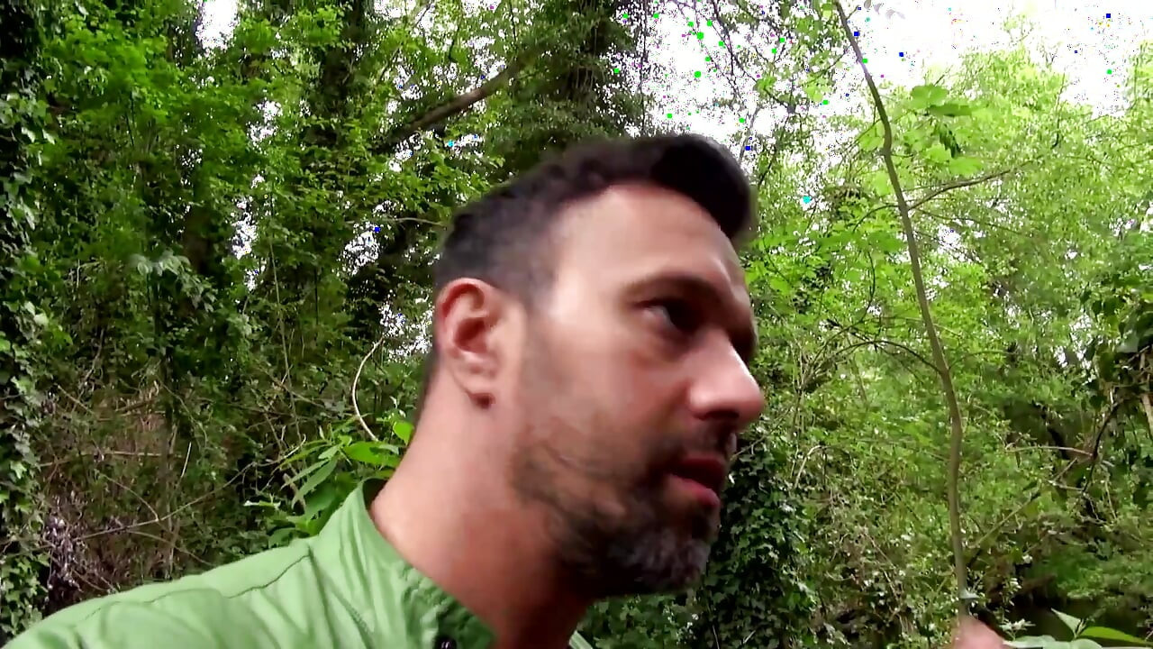 Salvaje Sexo Con DP Al Aire Libre En El Bosque