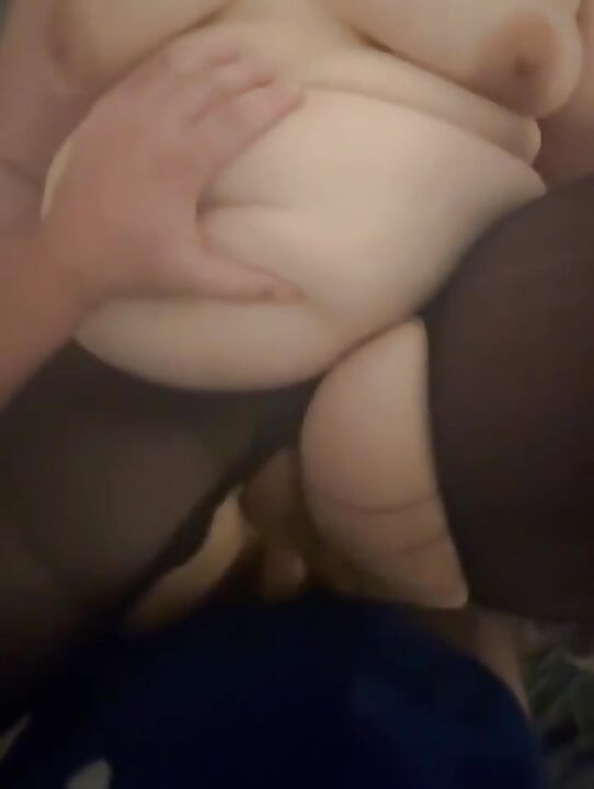 Geile bBW-ehefrau braucht schwanz