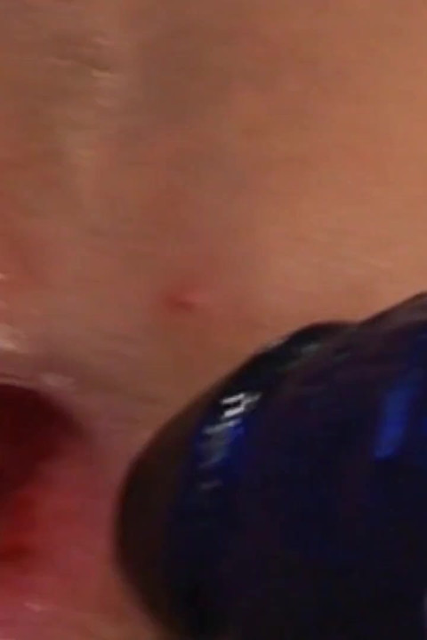 Dominerande sperma pulserande lesbisk orgie