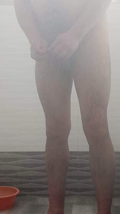 거품, 발기, 그리고 샤워 속의 쾌락