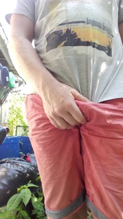 Outdoor Mega Cumshot