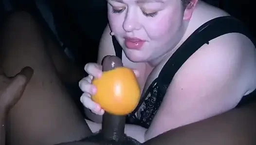 YoungEnglishBbw соблазняет большой черный член Nata4Sex, глубокая глотка в греймпфруте