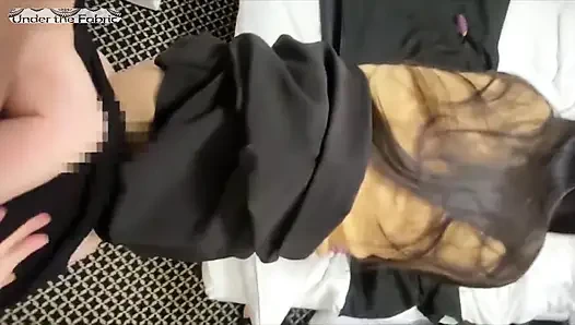 Ronde kedua cewek cantik rambut hitam ini dientot habis-habisan sampai dicrot di dalam