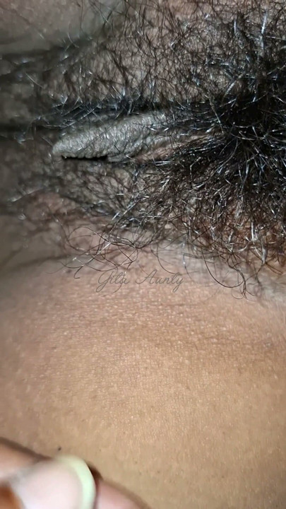 Videos of playing with the genitals of Indian women | Clip 1