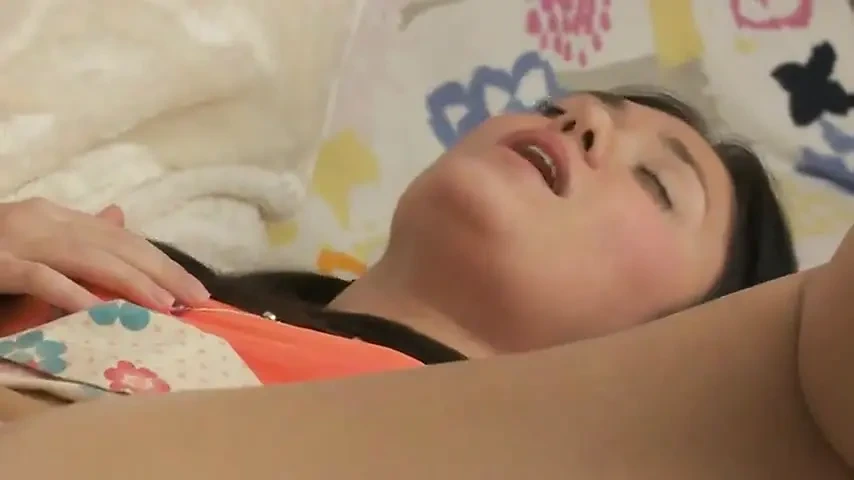 Lusty teen gets her pussy licked and rubbed with a magic wand