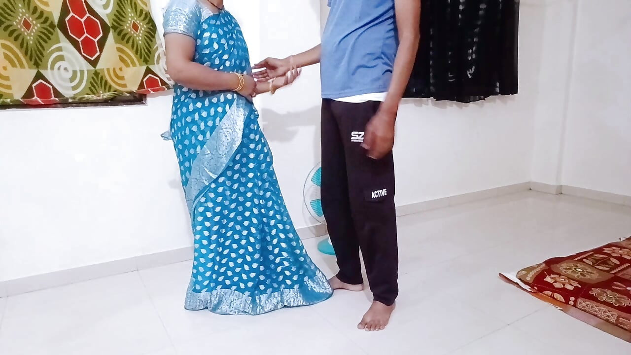 Rhea Bhabhi had sex with a fan maker