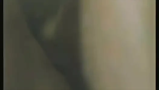 2 Vintage Sahne: Moana Için 2 Beyaz Ve Bir Siyah Ve Çinli Kız Küvette Sevişiyor
