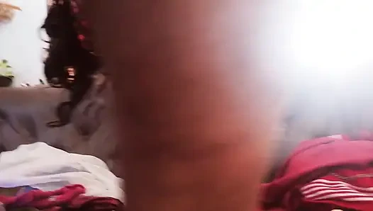 Я ношу сексуальное платье для моего пасынки