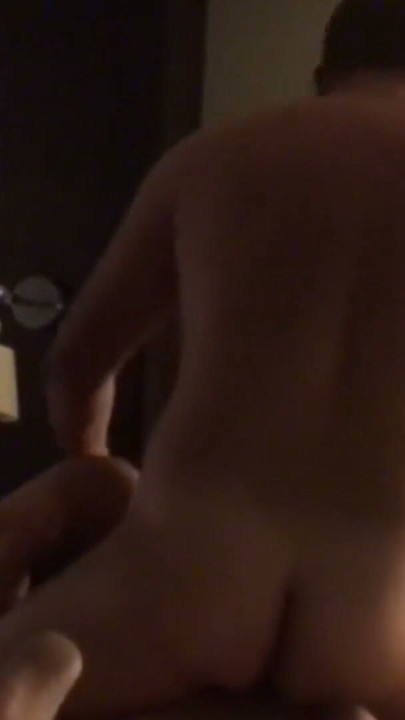 Hotel FFM Coworker | Clip 1