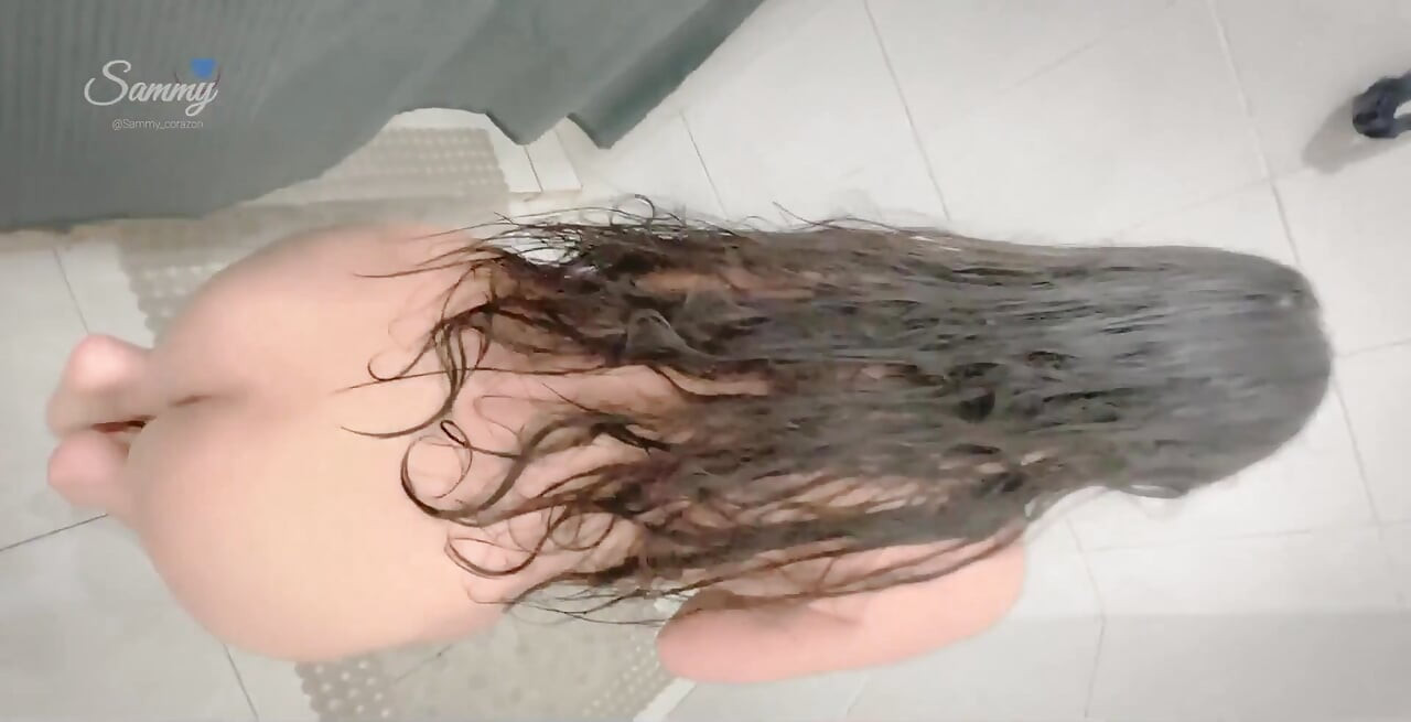Take a Shower with Me Stepdaddy!