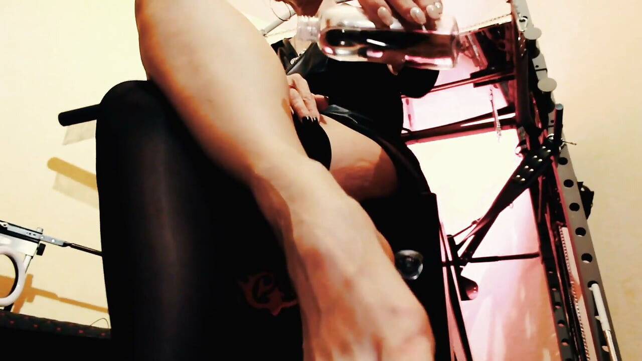 Eve, Látex, Footjob, Dominatrix, Femdom, Fetiche por Couro, BDSM, Quente