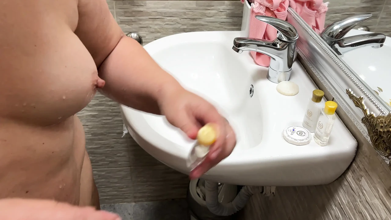 Naked and Wet Zara Charm Enjoying a Hot Hotel Shower