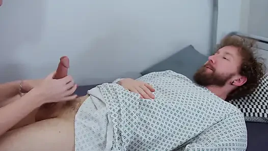 Breeding Doctor - Hunter Johnson 's Fertility Hospital Visit Ends with Sexy Doctor Anna Lynx Getting Creampied