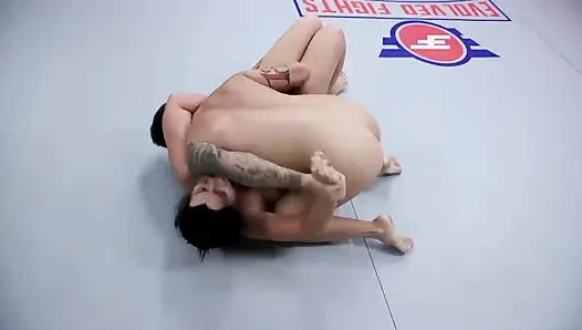 Nadia White ve Jason Michaels karışık güreş