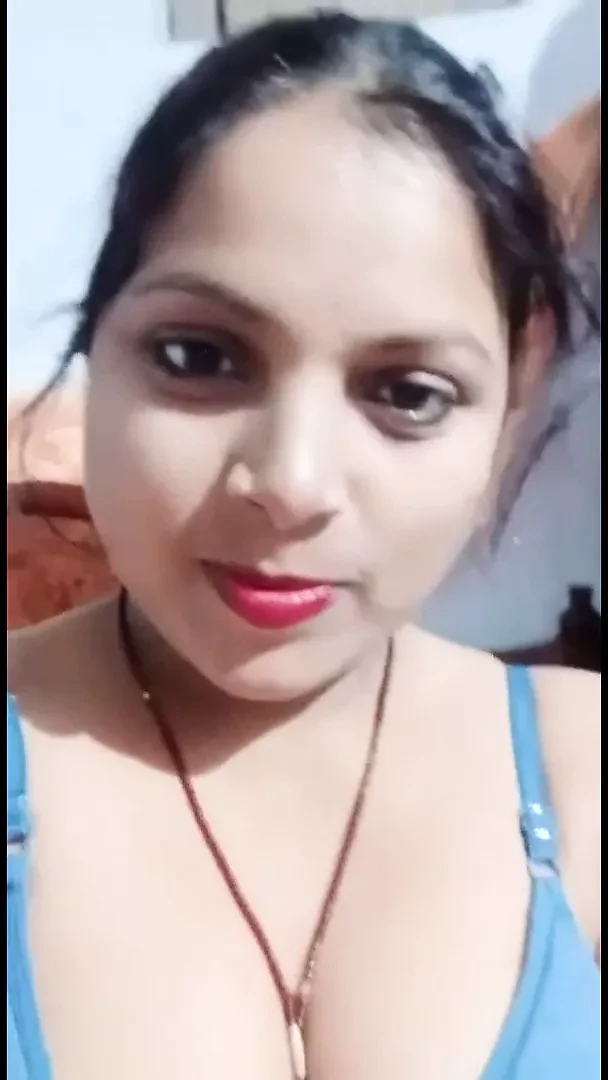 Bhabhi India panas merakam video bogelnya untuk kekasih