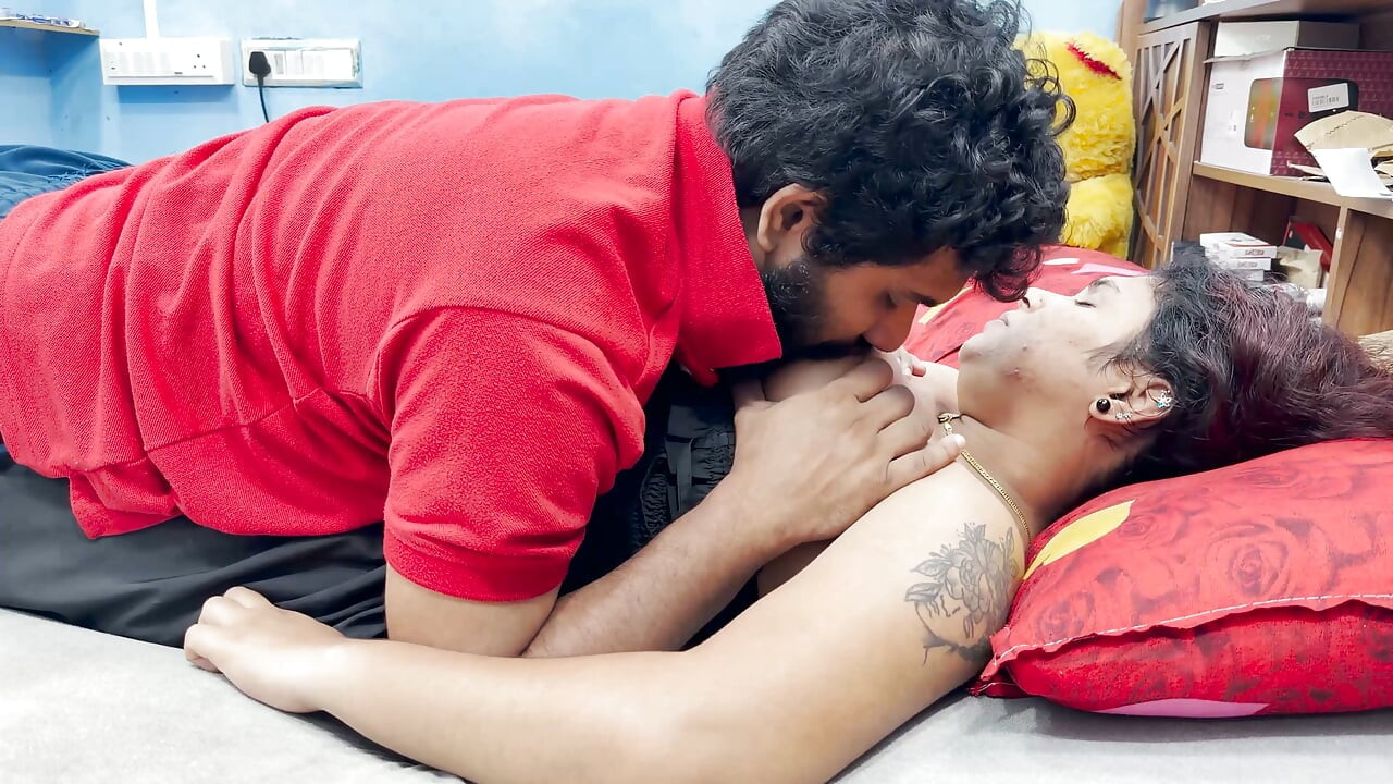 Malayali Girl Non Stop Boobs Suck by Mallu Boy