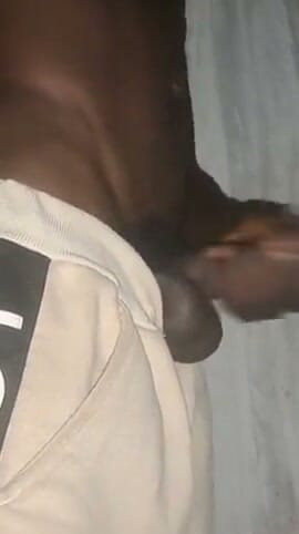 Hot guy jerking off black cock | Clip 1