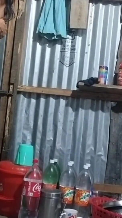 Epski trenutak iz "Žena se stvarno ekstremno s dečkom Kod kuće kuhanjem seksa"