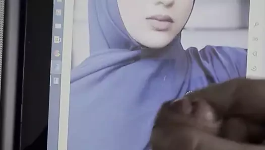 Cum üzerinde youngpaki