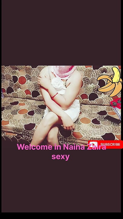 在炎热的夏天的孟加拉女孩邀请他的男朋友玩有趣的性爱