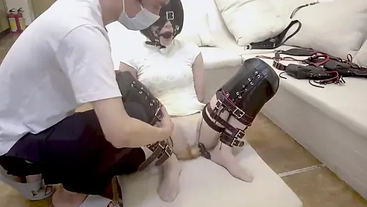 Mz18 - a Puppy Wearing Pajamas, Bound to Extreme Limits