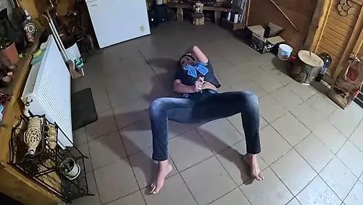 Tight Jeans Dance Slut Gagging Facefuck & Cum on My Tangas