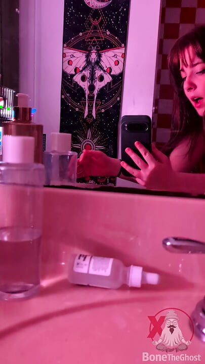 Teen Mirror Fuck Selfie