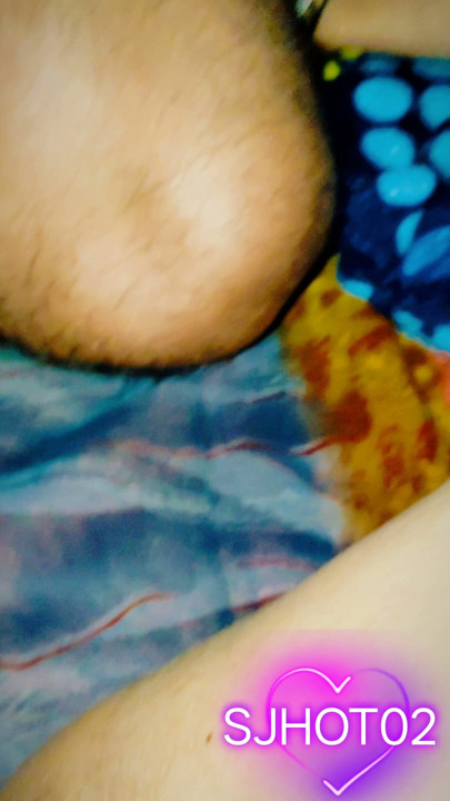 Indian girl ne jabrdasti boyfriend ko apni chut chatwai chut ka pani pilaya | Clip 1