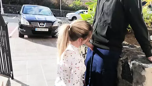 Very risky blowjob in the car park with huge facial