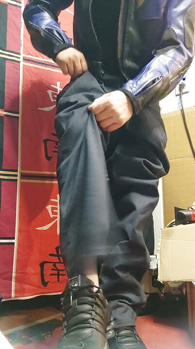 Me fetish trousers 👖