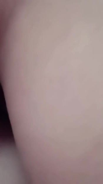 ΑΘΏΟ ΚΌΛΠΟ ΥΠΗΡΈΤΡΙΑΣ ΑΠΌ ΤΟ ΑΦΕΝΤΙΚΌ ΤΟΥ | Κλιπ 1